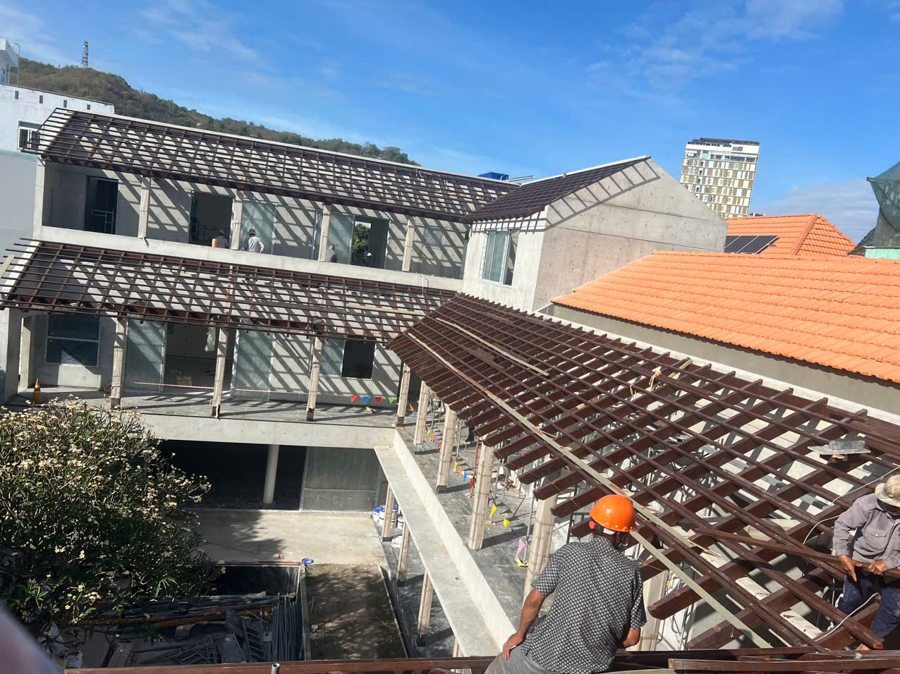 Nội thất biệt thự gỗ cao cấp chế tác tinh xảo