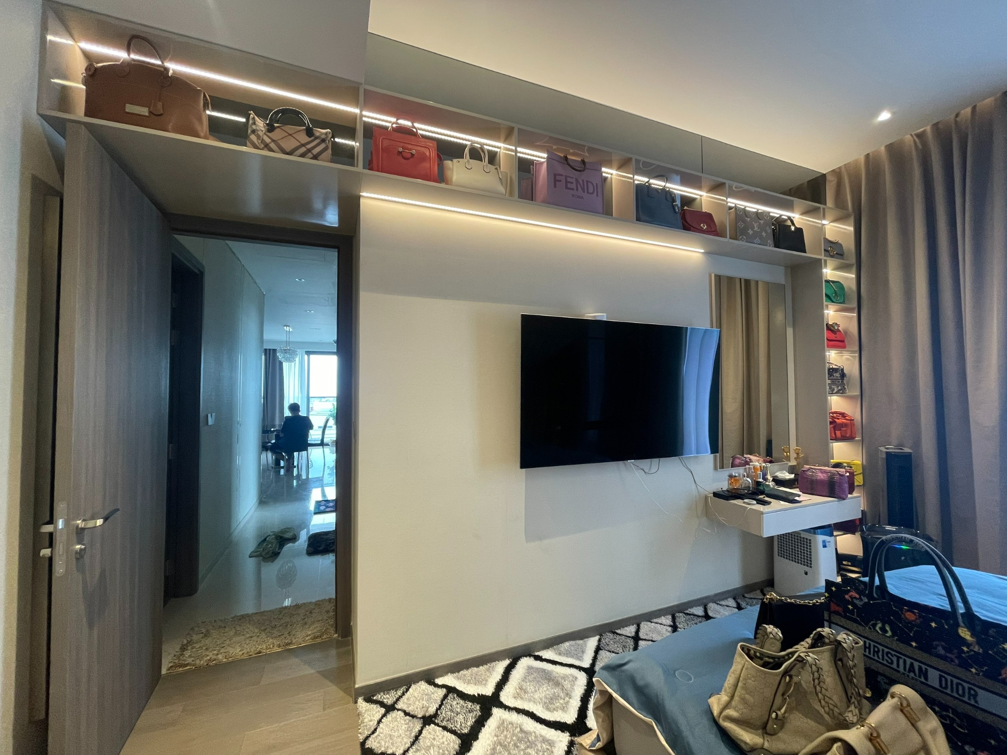SMART HOME MRS.XIM
